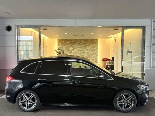 Mercedes Benz B-CLASS 2021-08 181327-4
