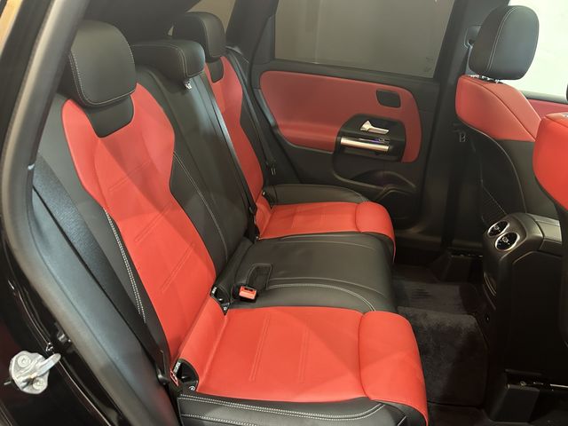 Mercedes Benz B-CLASS 2021-08 181327-13