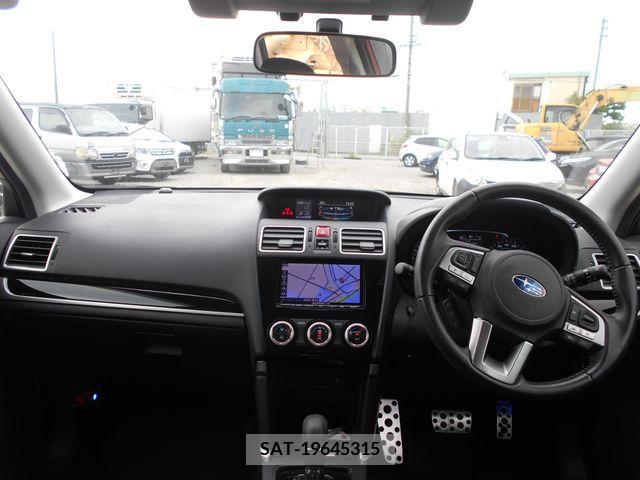 Subaru FORESTER 2018-02 338331-2