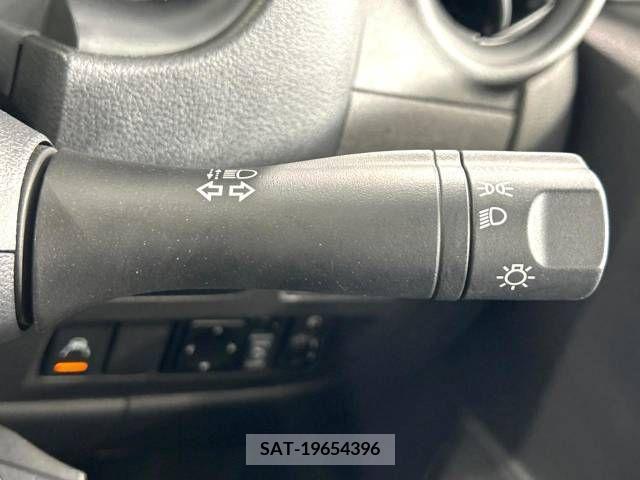 Nissan MARCH 2020-11 308074-3