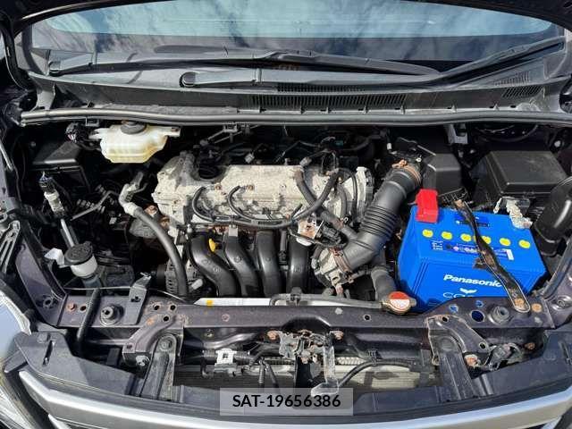 Toyota NOAH 2016-01 449060-17
