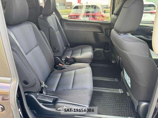 Toyota NOAH 2016-01 449060-10