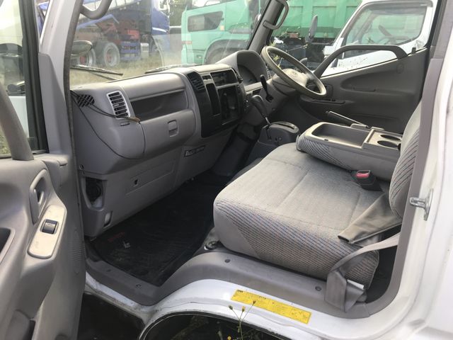 Toyota TOYOACE 2002-04 1284-9