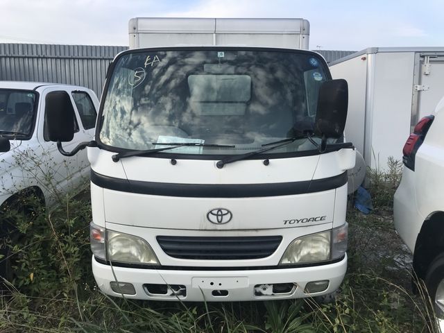 Toyota TOYOACE 2002-04 1284-3