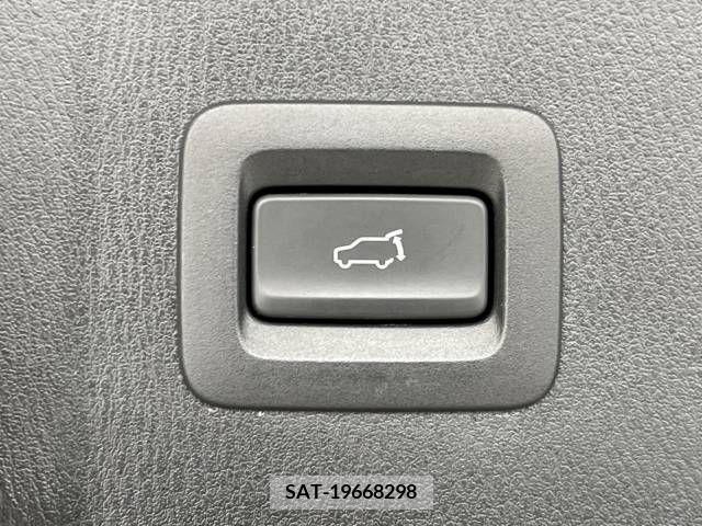 Mazda CX-8 2018-03 233059-6