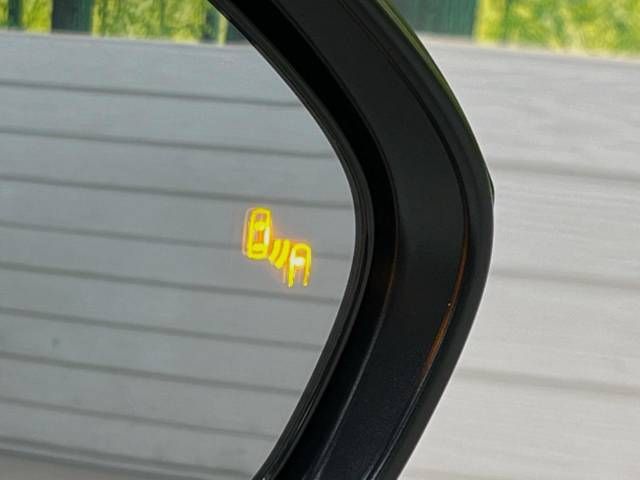 Toyota YARIS CROSS 2021-09 27488-7