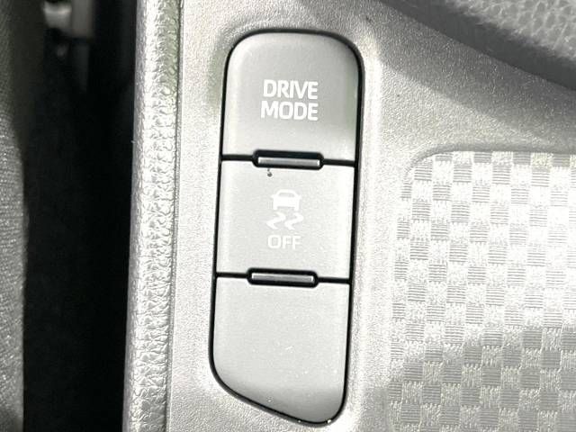 Toyota YARIS CROSS 2023-07 188398-7