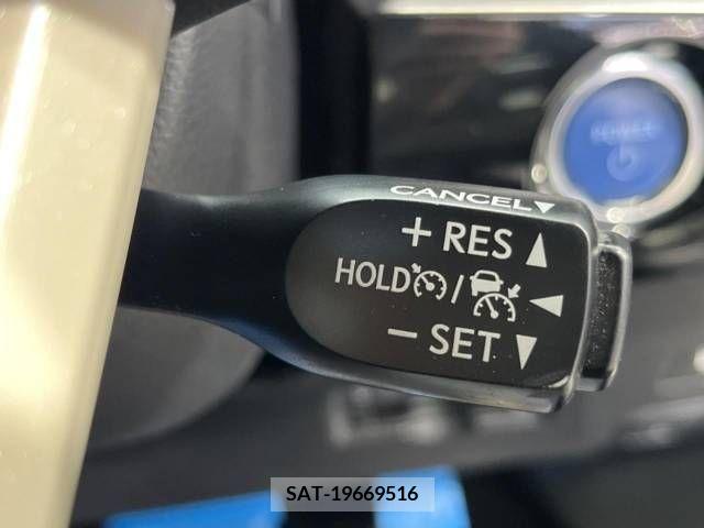 Toyota PRIUS 2017-12 342343-5