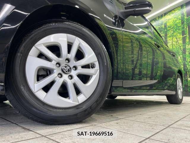 Toyota PRIUS 2017-12 342343-13