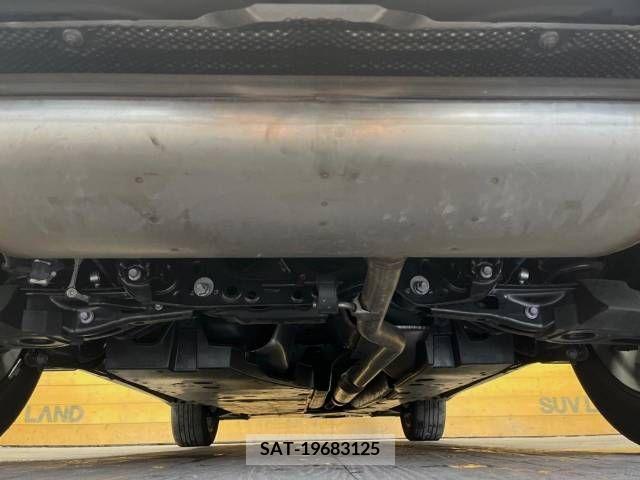 Toyota HARRIER 2022-10 313457-19