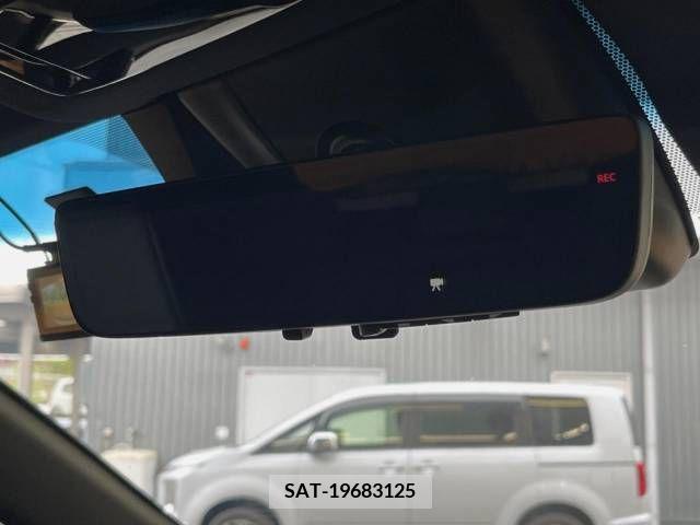 Toyota HARRIER 2022-10 313457-5