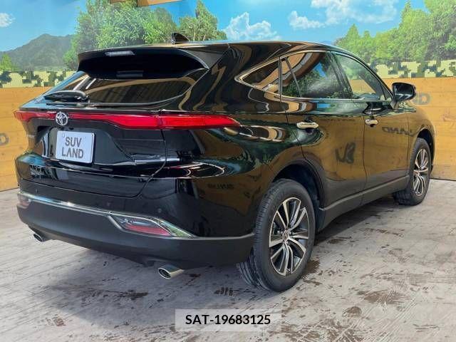 Toyota HARRIER 2022-10 313457-17