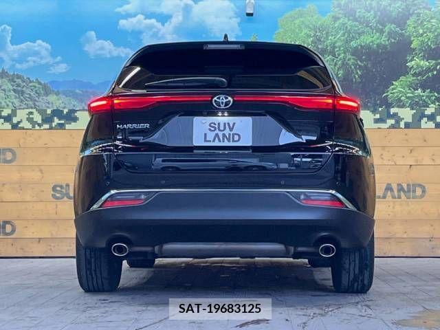 Toyota HARRIER 2022-10 313457-15