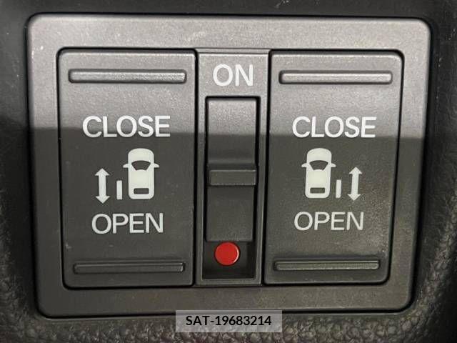 Honda N BOX 2019-06 364397-3