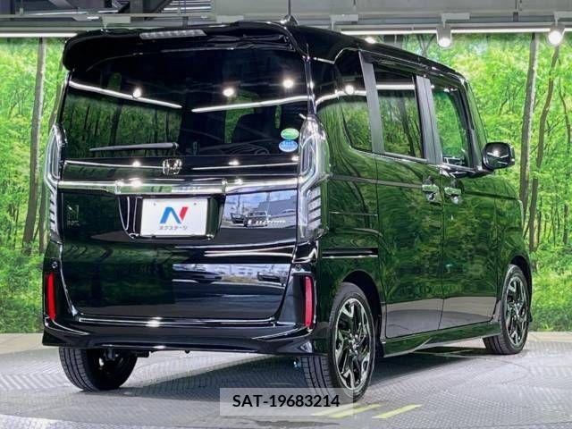 Honda N BOX 2019-06 364397-17