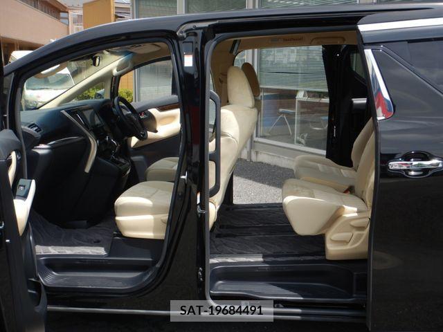 Toyota VELLFIRE 2019-03 347267-14