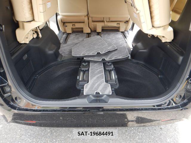 Toyota VELLFIRE 2019-03 347267-20