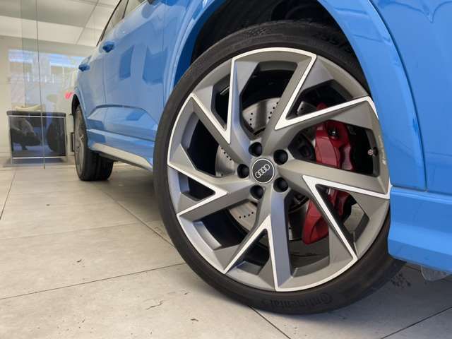 Audi RS Q3 2021-01 25182-6