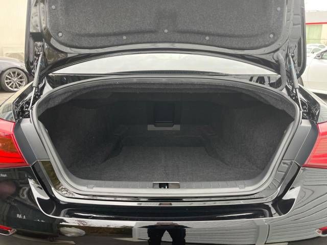Nissan FUGA 2020-07 192718-11