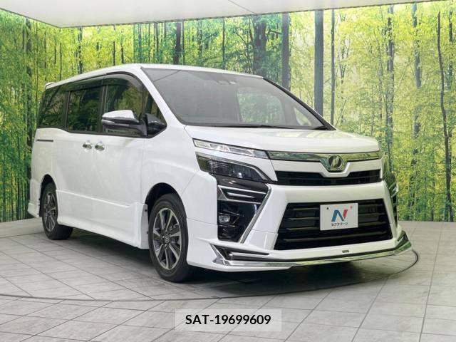 Toyota VOXY 2019-07 332240-17