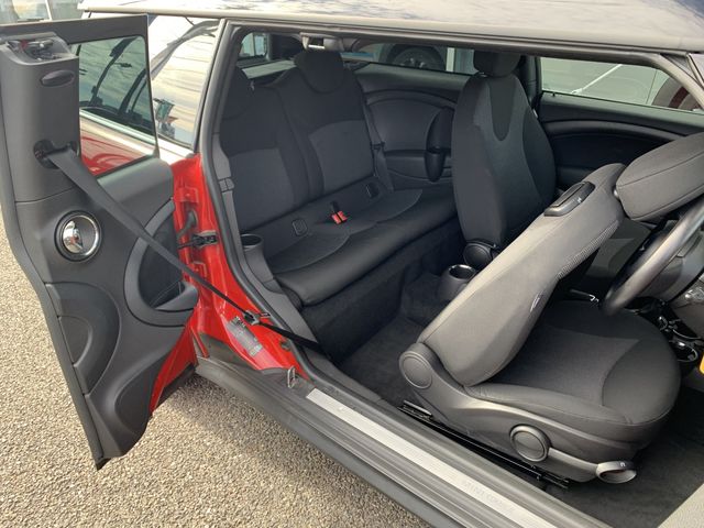 Bmw MINI 2013-03 181702-7