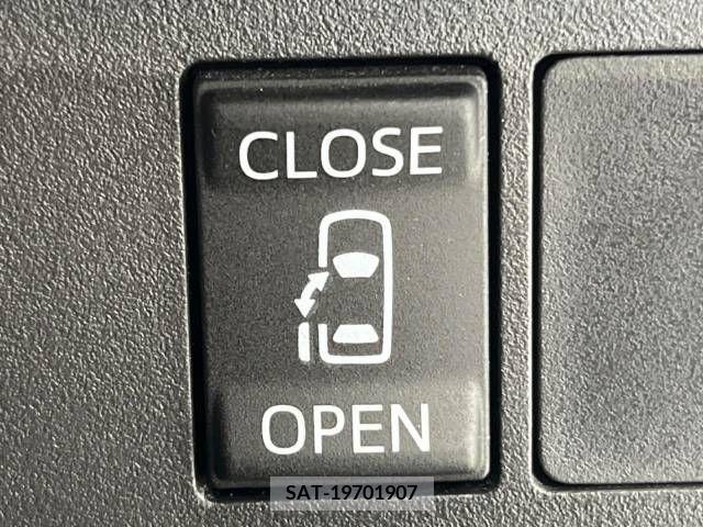 Daihatsu WAKE 2016-01 338894-3