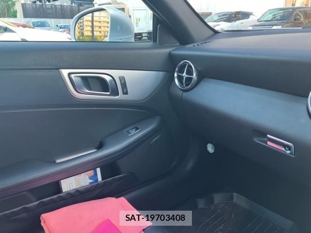 Mercedes Benz SLK 2011-08 429839-18