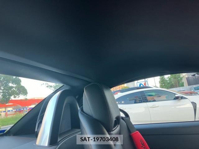 Mercedes Benz SLK 2011-08 429839-20