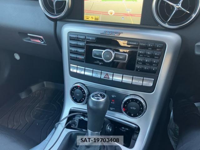 Mercedes Benz SLK 2011-08 429839-17