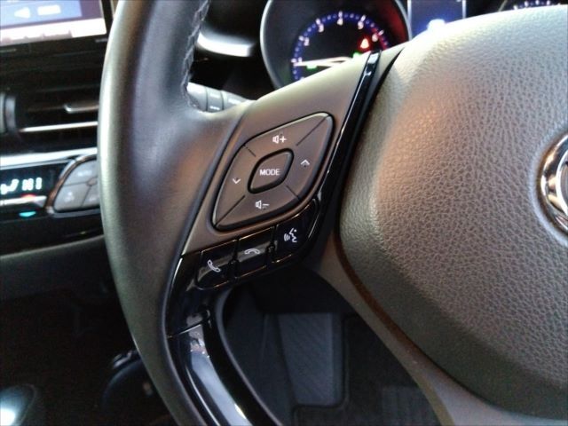 Toyota C-HR 2017-02 192784-19