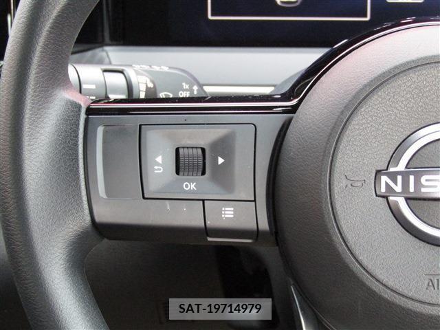 Nissan NOTE 2023-02 218681-11