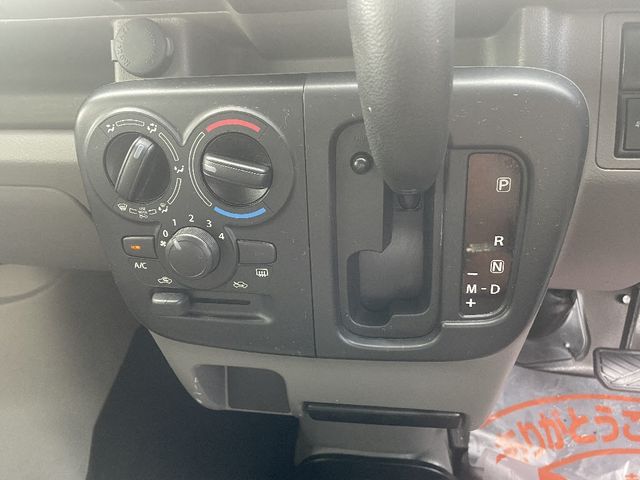 Suzuki EVERY 2019-07 13082-11