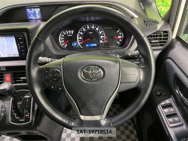 Toyota VOXY 2015-12 345627-12