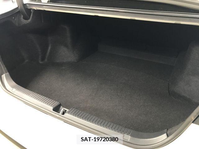 Toyota MARK X 2017-10 348403-15