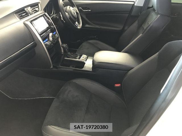 Toyota MARK X 2017-10 348403-11