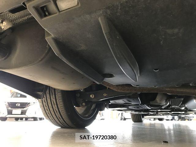 Toyota MARK X 2017-10 348403-27