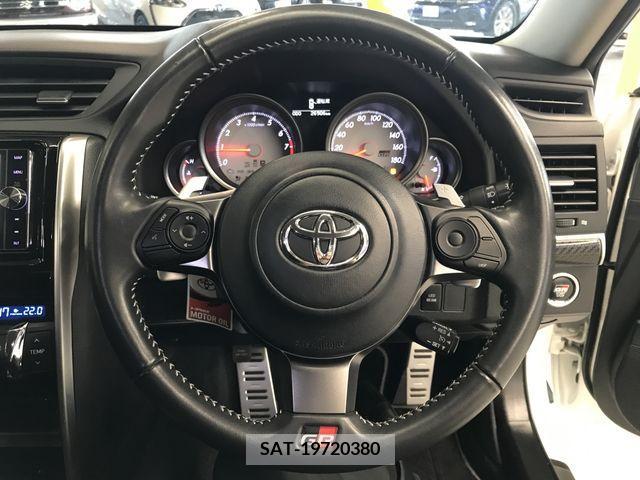 Toyota MARK X 2017-10 348403-21
