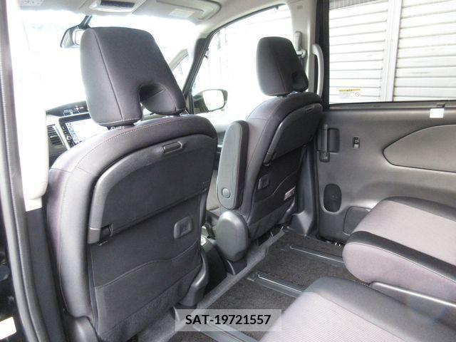 Nissan SERENA 2019-01 207021-13