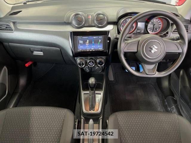Suzuki SWIFT 2017-10 320944-1