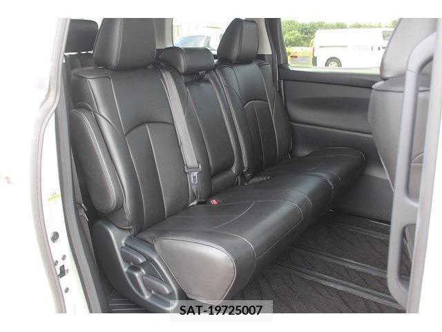 Toyota ALPHARD 2018-10 345832-15