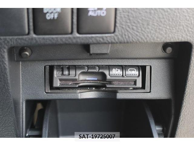 Toyota ALPHARD 2018-10 345832-3
