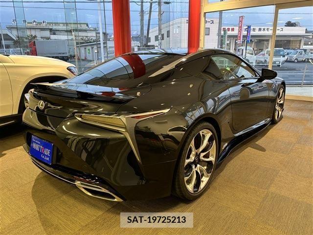 Lexus LC 2018-04 250857-6