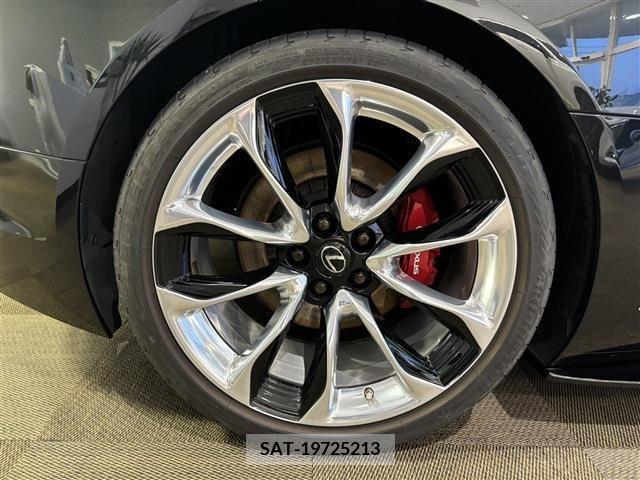 Lexus LC 2018-04 250857-16