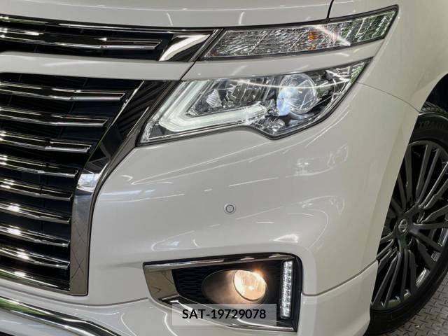 Nissan ELGRAND 2016-05 359674-13