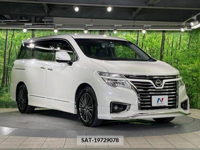 Nissan ELGRAND 2016-05 359674-17