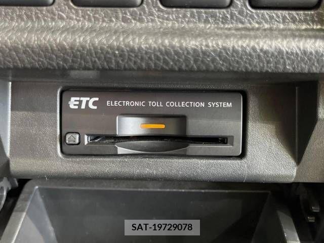Nissan ELGRAND 2016-05 359674-7