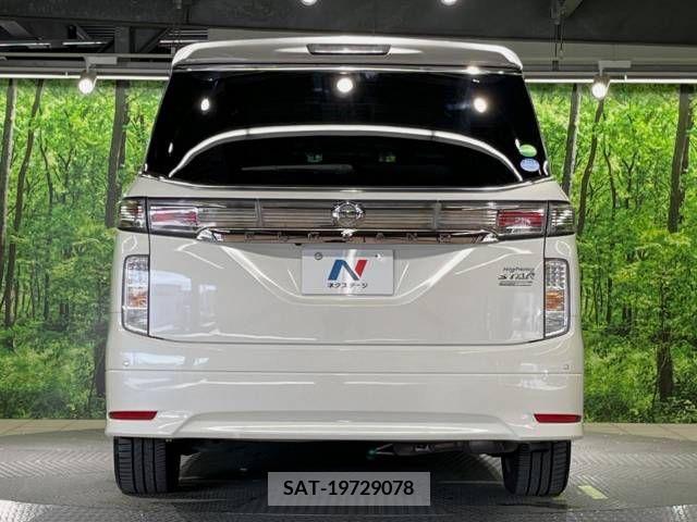 Nissan ELGRAND 2016-05 359674-16