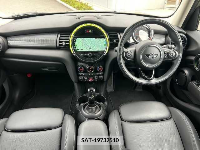 Bmw MINI 2018-05 381538-1