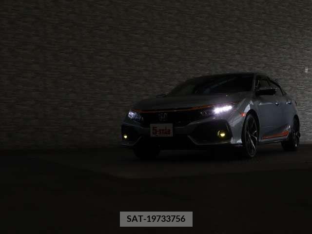 Honda CIVIC 2018-02 223635-11