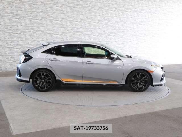 Honda CIVIC 2018-02 223635-7